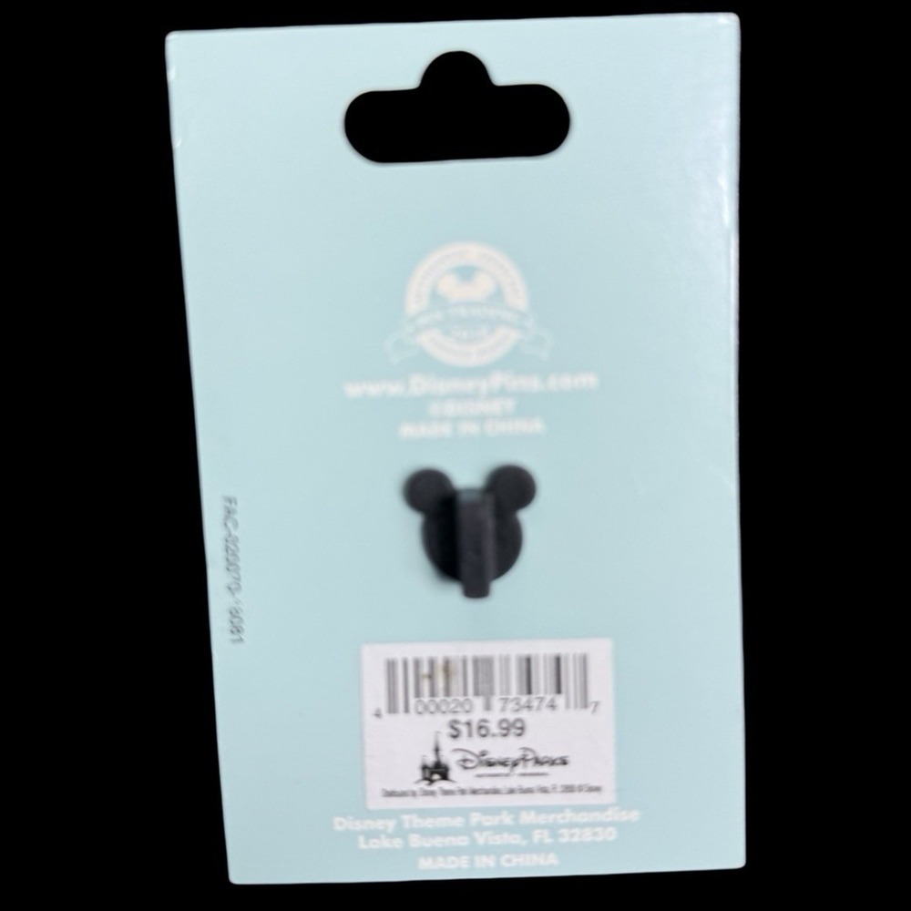 Disney Donut Shop Pin Dumbo Flying Elephant Opening 2018 Pin LE 3000 - Picture 4 of 9